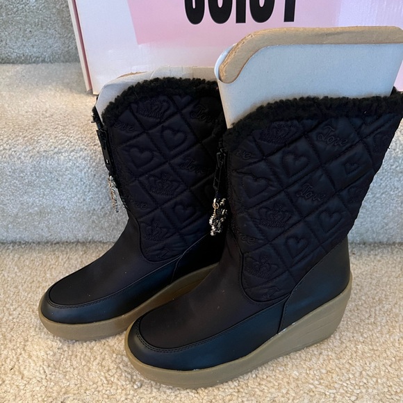 New Juicy Couture Snowflake black bootie 6M - Picture 2 of 8